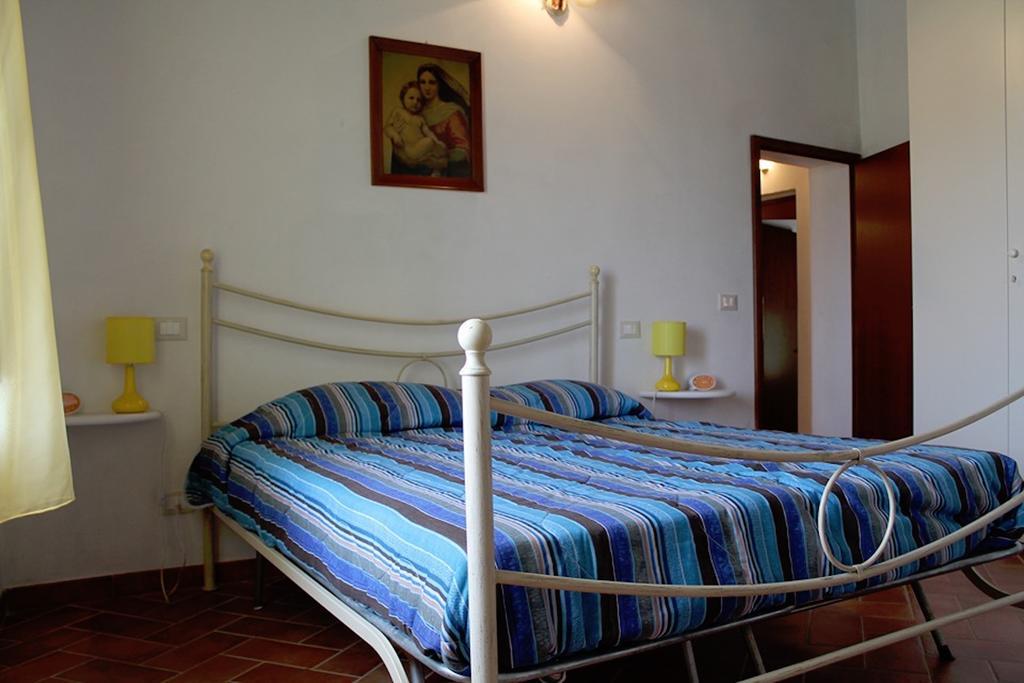 Casa Vacanze In Borgo Monteverdi Marittimo Bagian luar foto