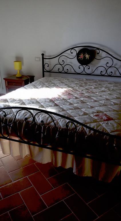 Casa Vacanze In Borgo Monteverdi Marittimo Bagian luar foto